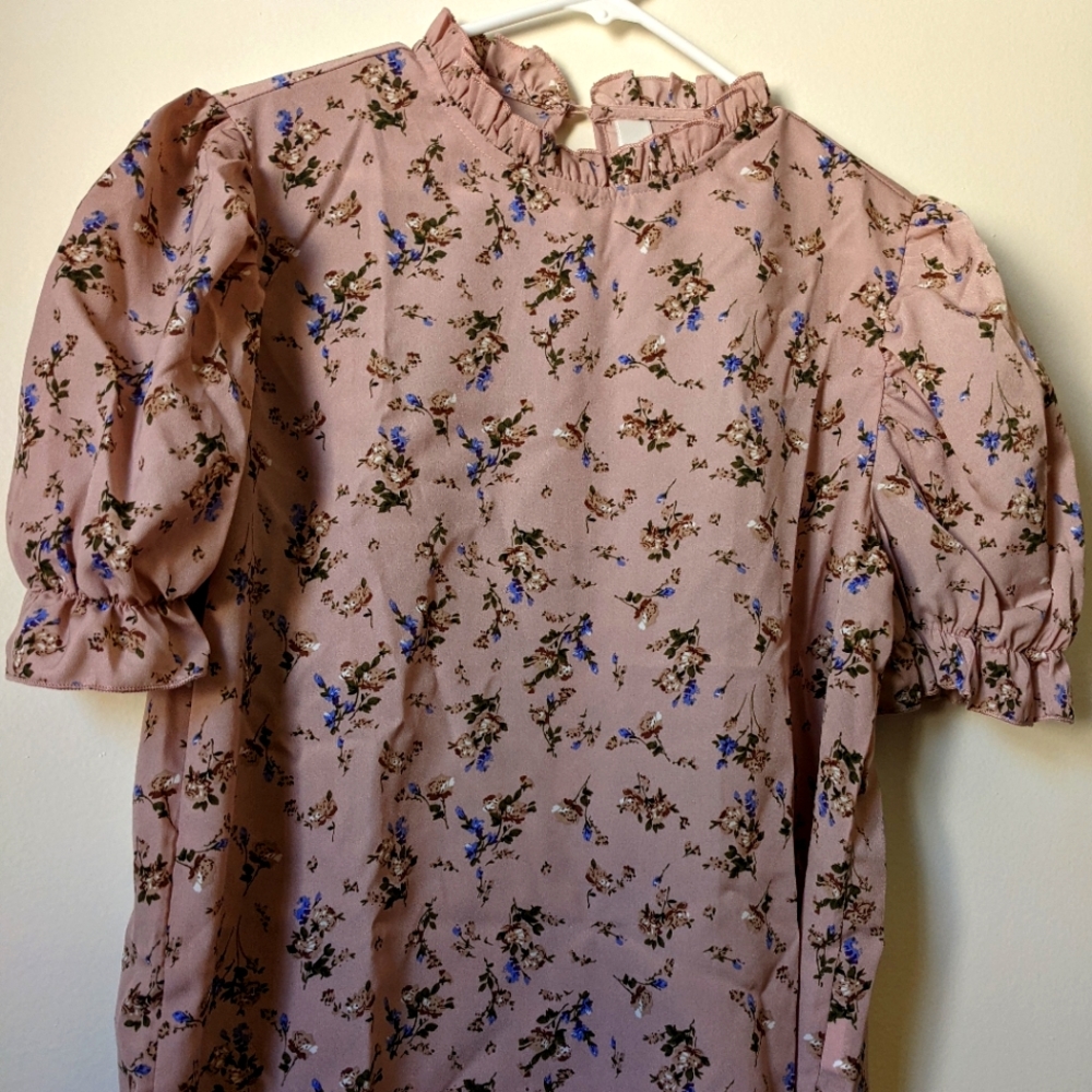 Floral print puff sleeve blouse